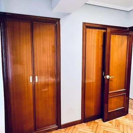 Apartamento En El Centro De Vigo 2 Habitaciones מראה חיצוני תמונה