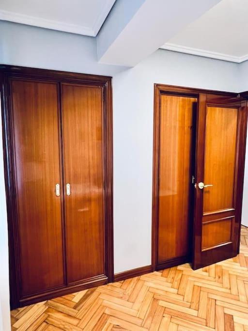 Apartamento En El Centro De Vigo 2 Habitaciones מראה חיצוני תמונה