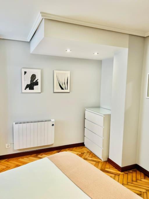 Apartamento En El Centro De Vigo 2 Habitaciones מראה חיצוני תמונה